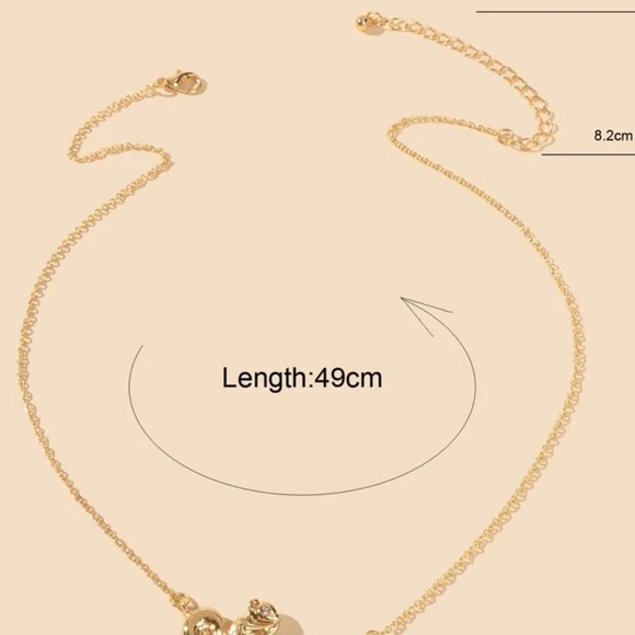 🐿 Adorable Metallic Faux Pearl Squirrel On Branch Necklace 🐿 - Picture 3 of 4